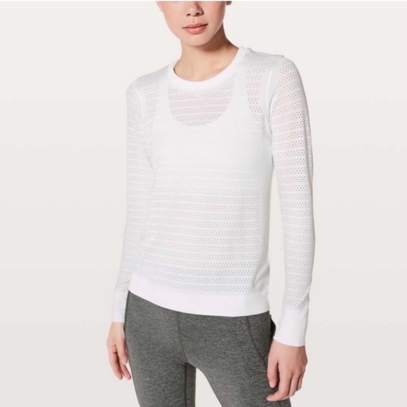 lululemon athletica Tops - Lululemon Swiftly Tech Perforated  White Long Sleeve Shirt Size 6